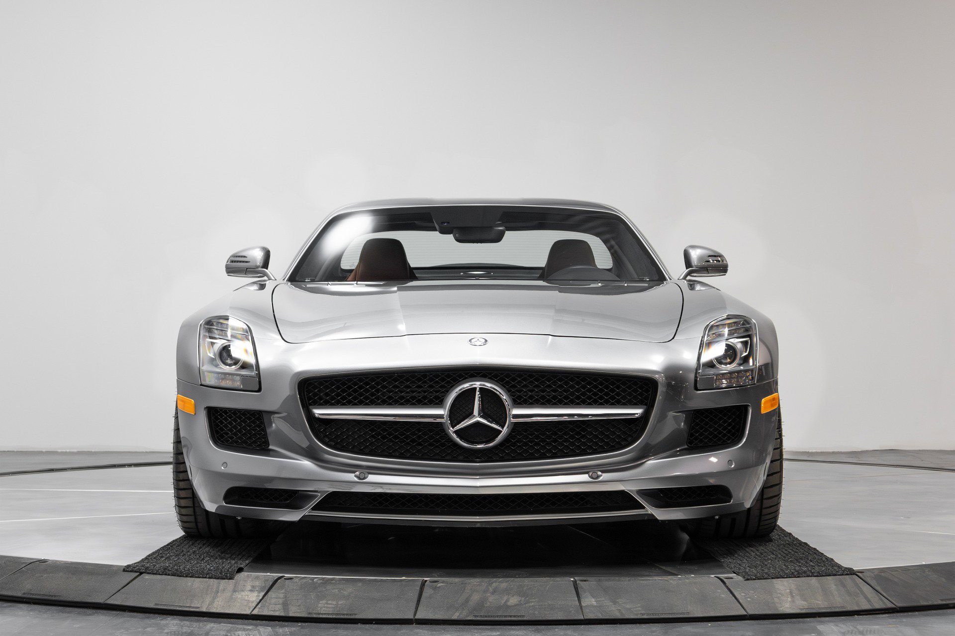 Used 2012 Mercedes-Benz SLS AMG Coupe image 36