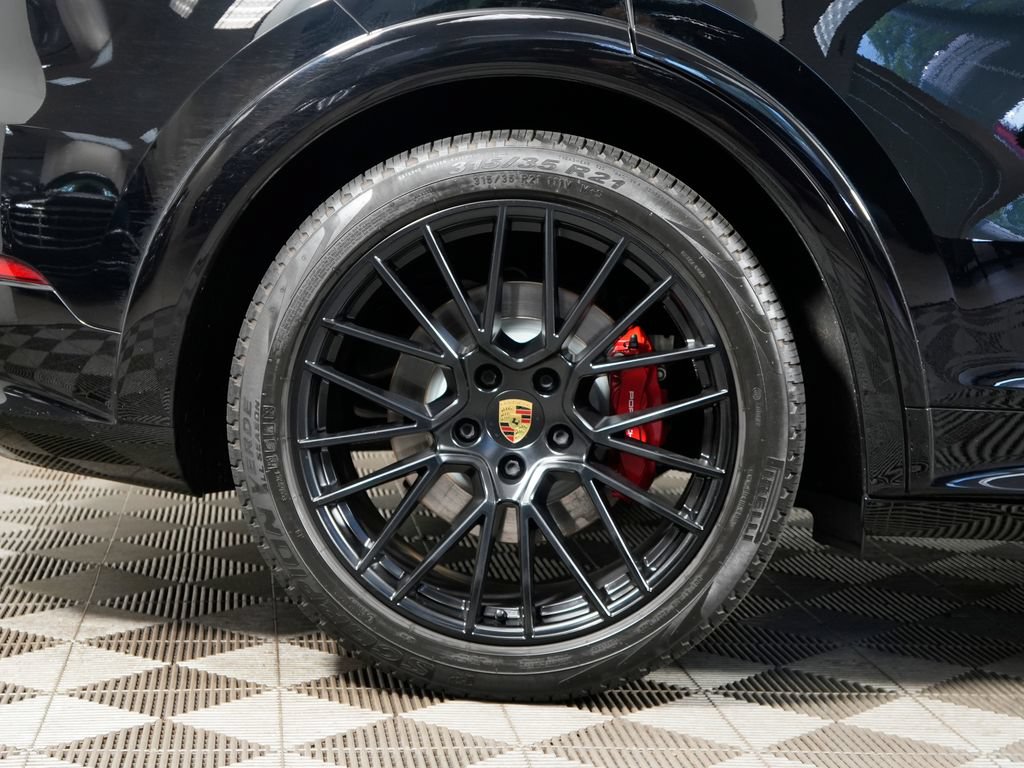 Certified 2021 Porsche Cayenne GTS AWD/4WD image 15