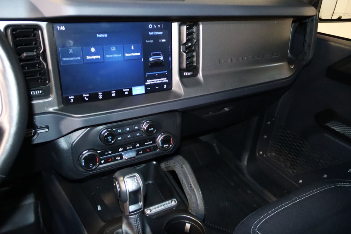 Used 2025 Ford Bronco Badlands AWD/4WD image 48