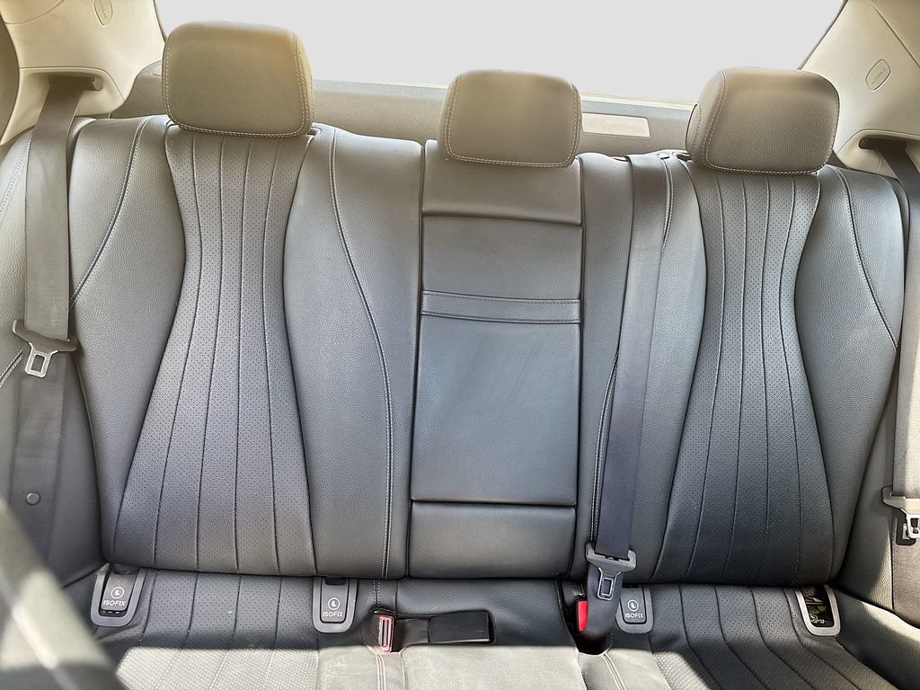 Used 2018 Mercedes-Benz E 300 image 21