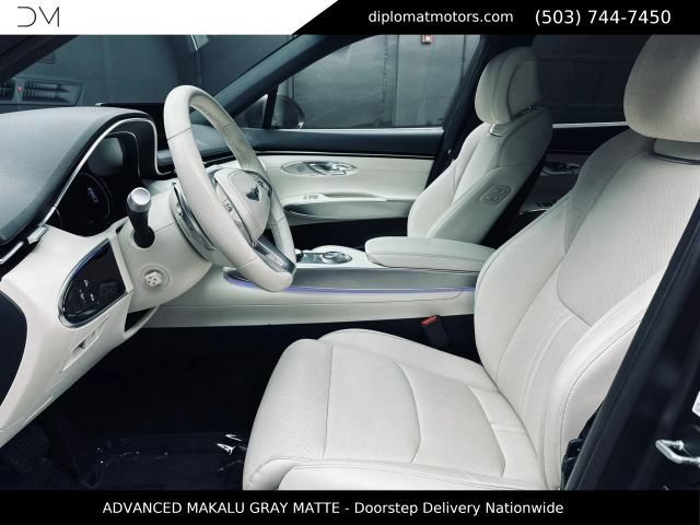Used 2023 Genesis Electrified GV70 AWD/4WD image 18