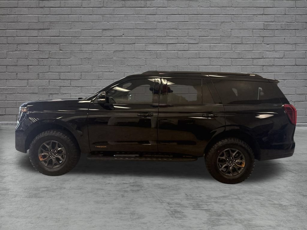 Used 2027 Ford Expedition Tremor w/ Driver's Package AWD/4WD image 4