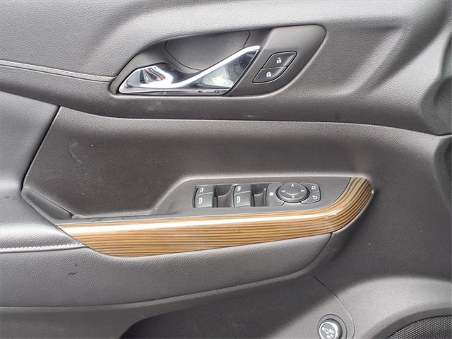 Used 2023 GMC Acadia SLE w/ Driver Convenience Package image 21