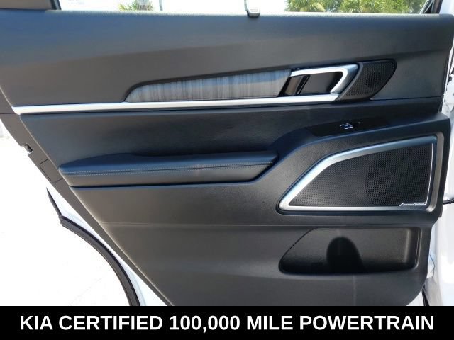 Certified 2025 Kia Telluride SX w/ SX Captain's Chair Package AWD/4WD image 26