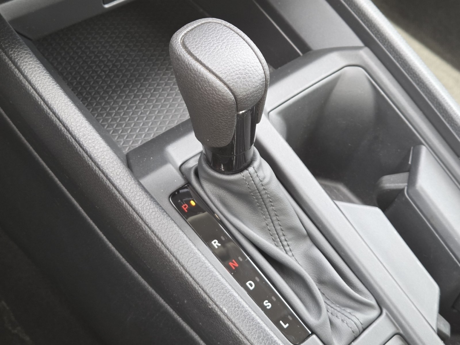 Used 2025 Honda Accord SE image 31