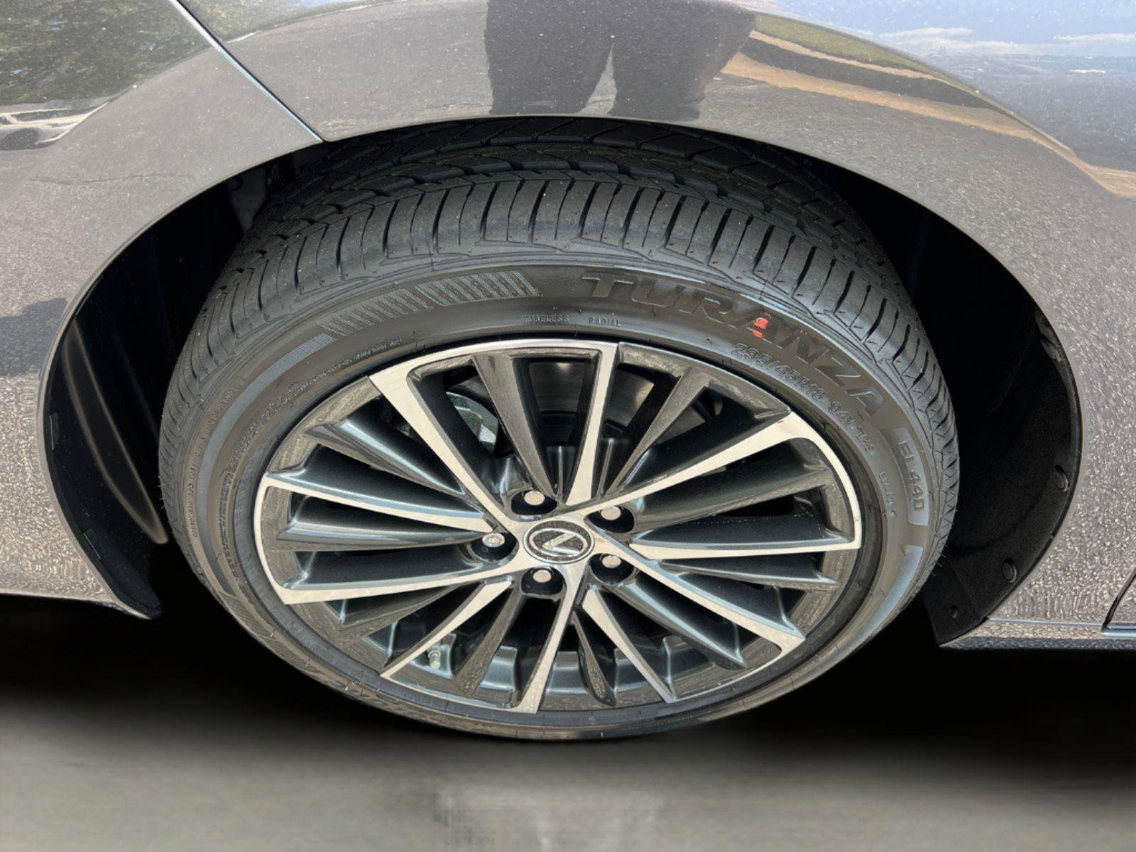 New 2025 Lexus ES 350 w/ Premium Package image 12