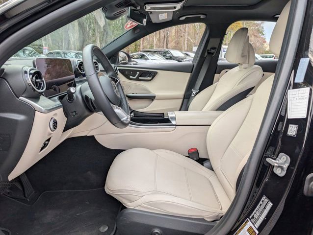 Used 2025 Mercedes-Benz C 300 4MATIC Sedan image 26