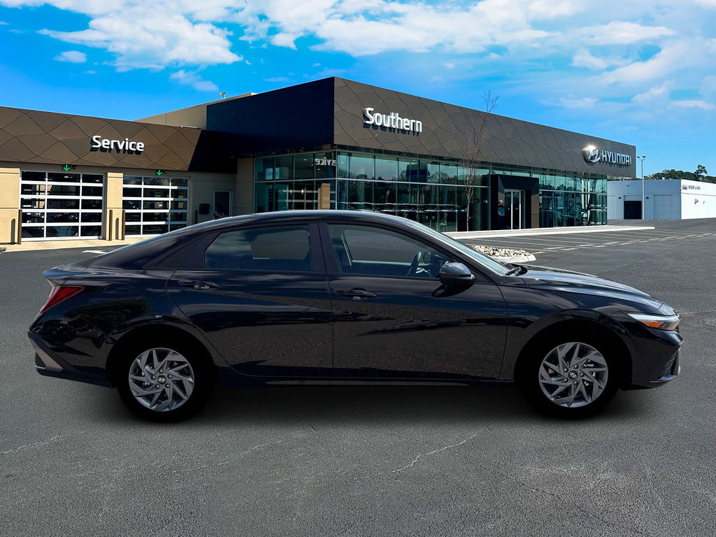 New 2026 Hyundai Elantra Hybrid FWD image 10