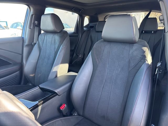 Used 2025 Acura ADX A-Spec image 16