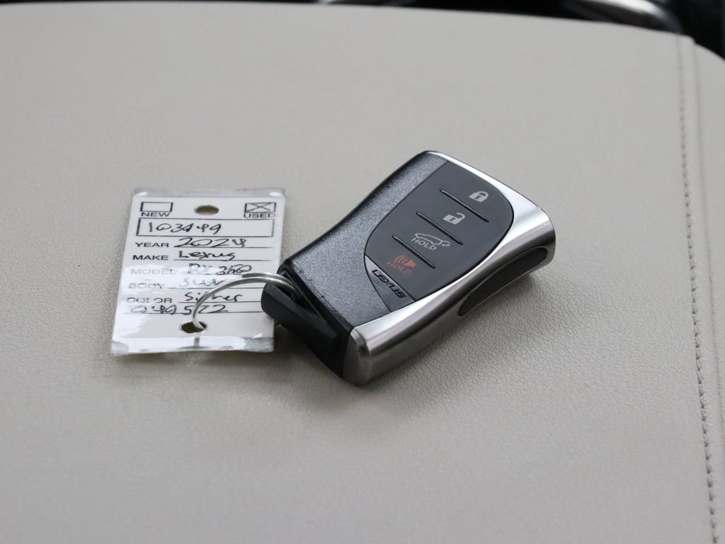 Used 2024 Lexus RX 350 FWD w/ Technology Package image 21