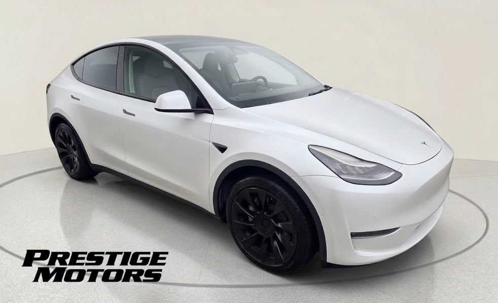 Used 2020 Tesla Model Y Long Range AWD/4WD image 1