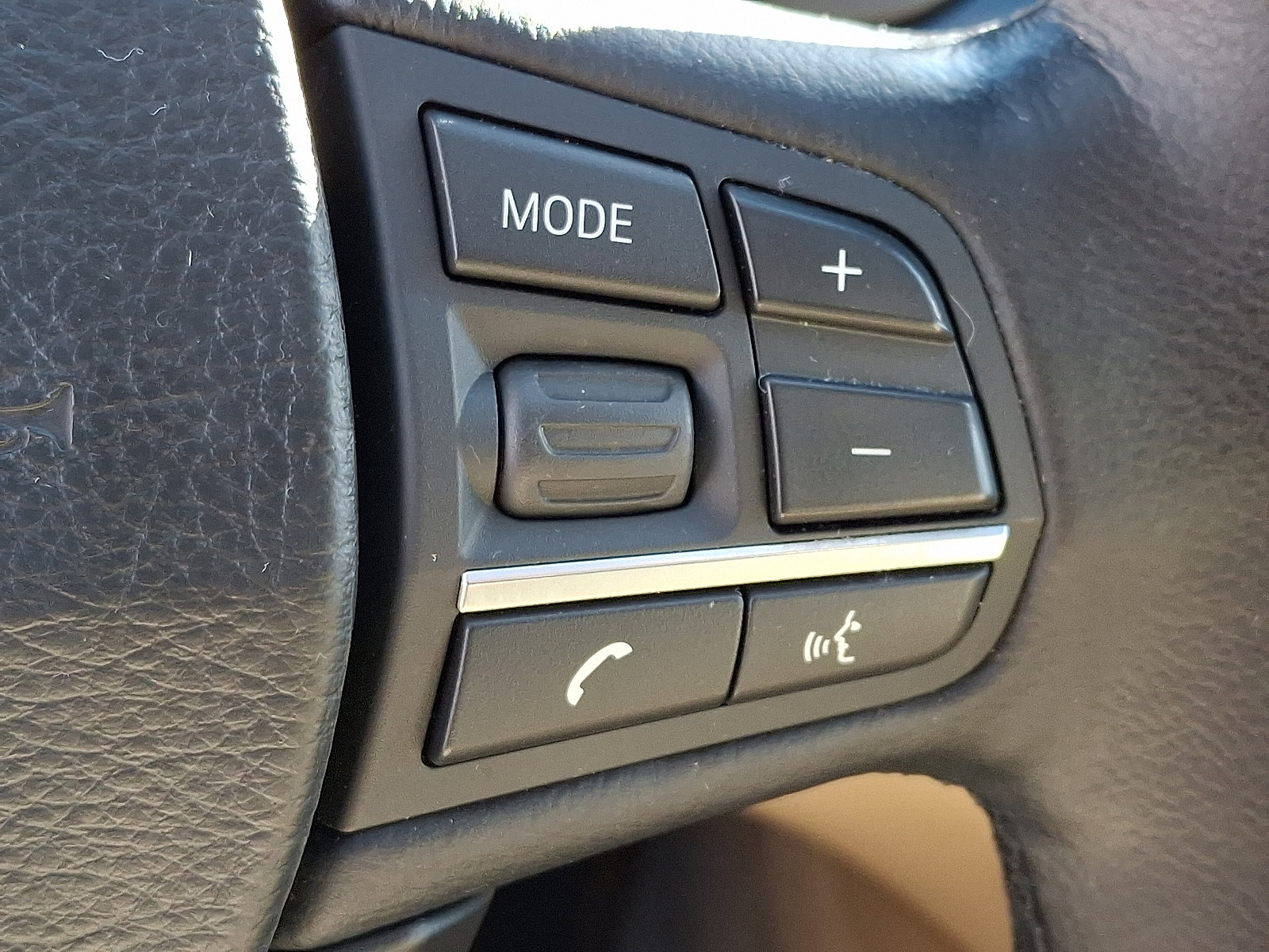 Used 2011 BMW 535i xDrive Sedan image 25