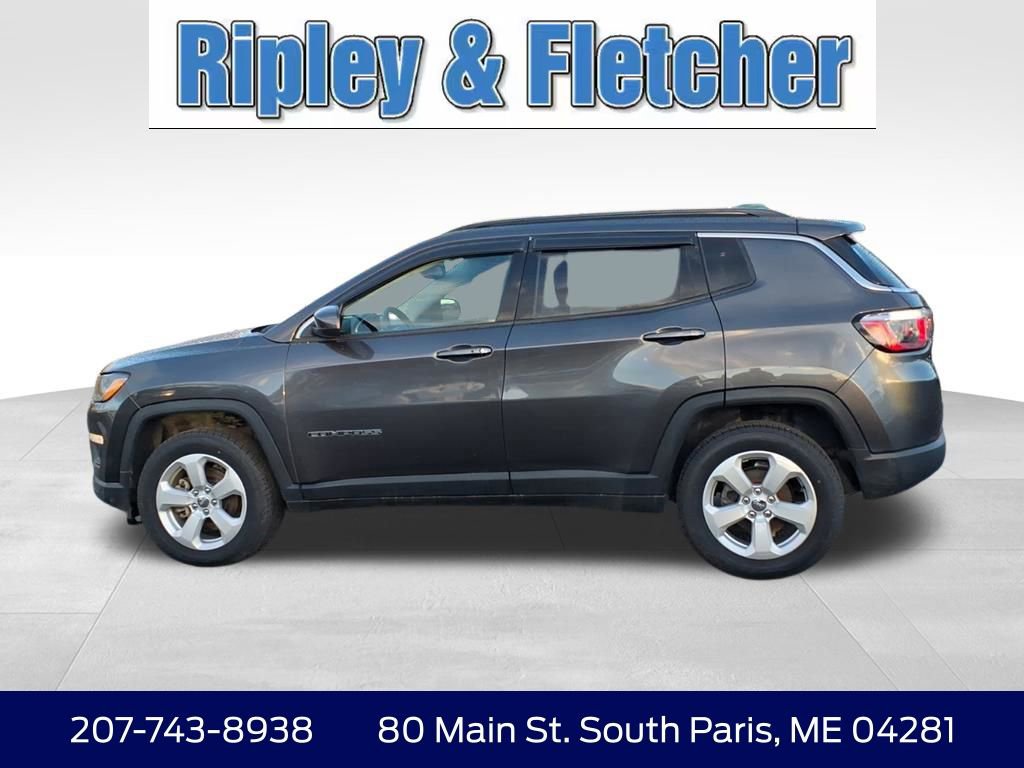 Used 2019 Jeep Compass Latitude w/ Popular Equipment Group AWD/4WD image 9