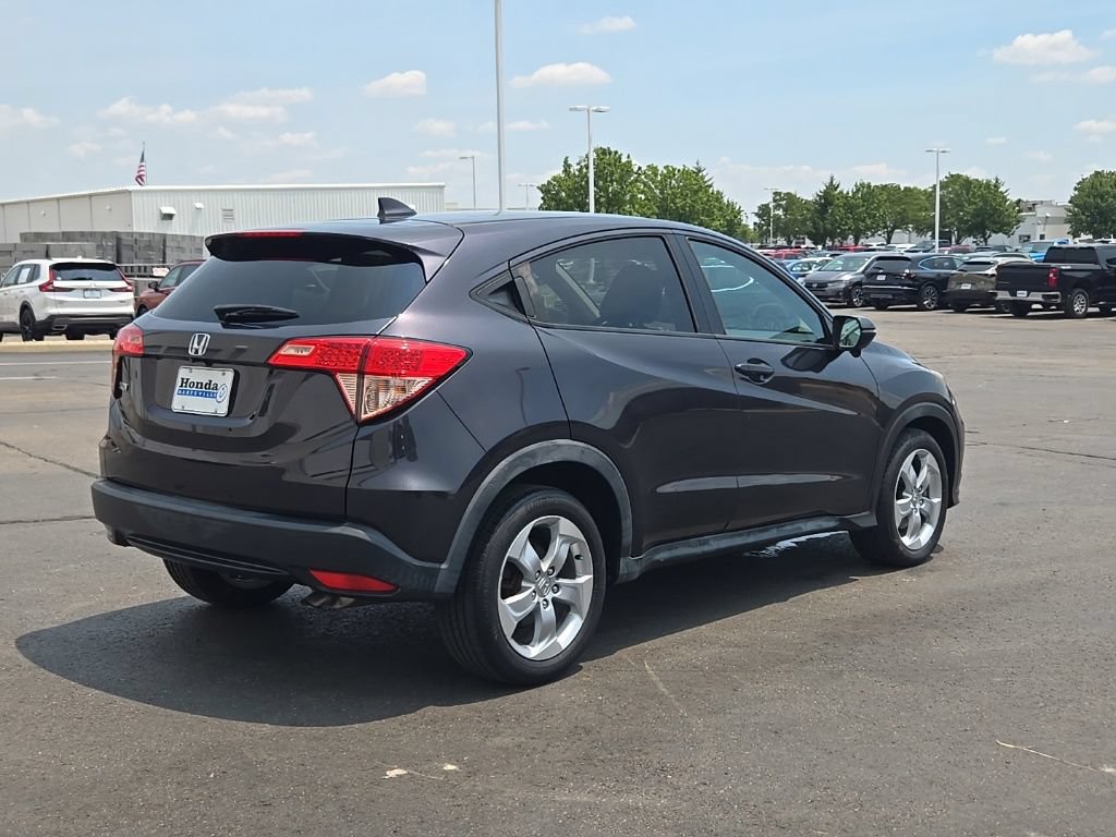 Used 2016 Honda HR-V EX image 7