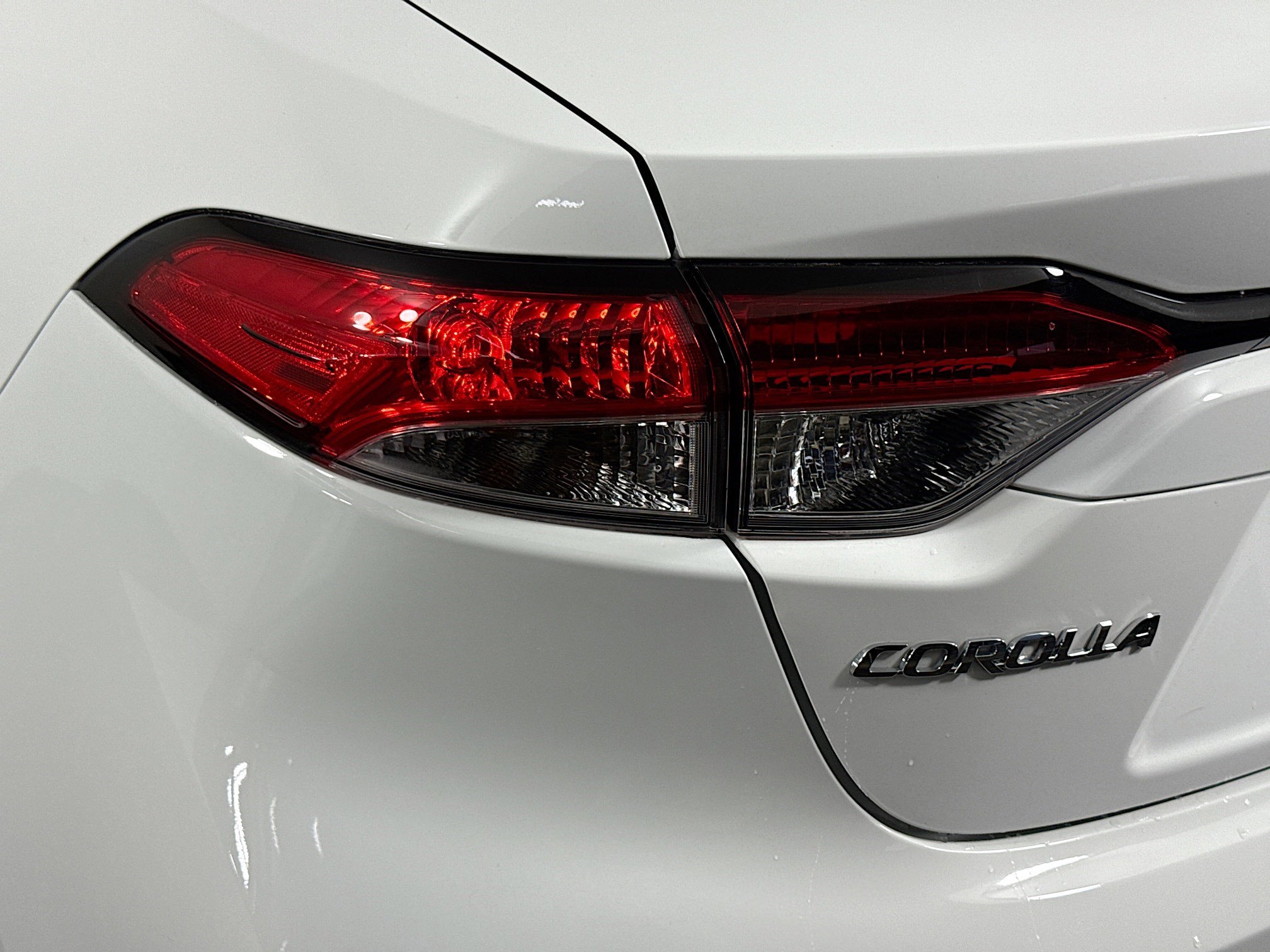 Used 2024 Toyota Corolla LE image 35