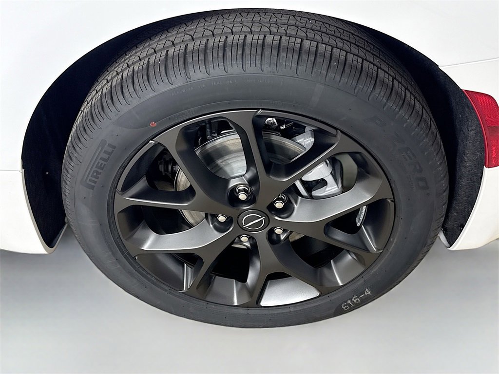 New 2026 Chrysler Pacifica Limited image 34