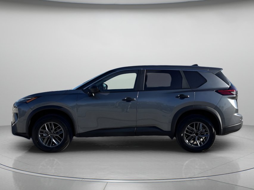 Used 2024 Nissan Rogue S image 5