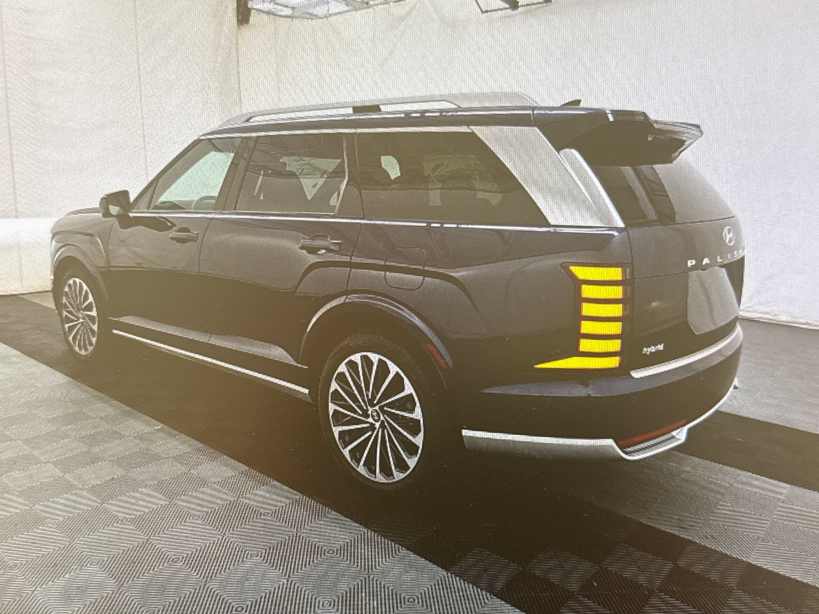Used 2026 Hyundai Palisade Calligraphy AWD/4WD image 3