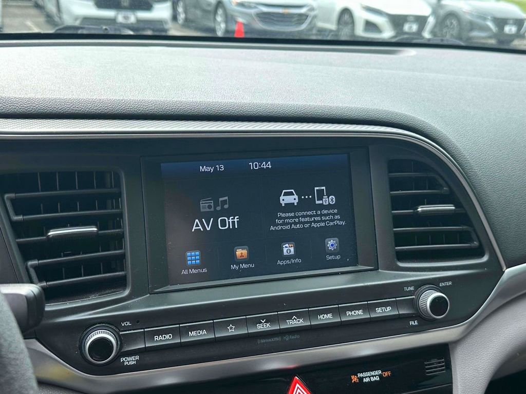 Used 2020 Hyundai Elantra SEL FWD image 23