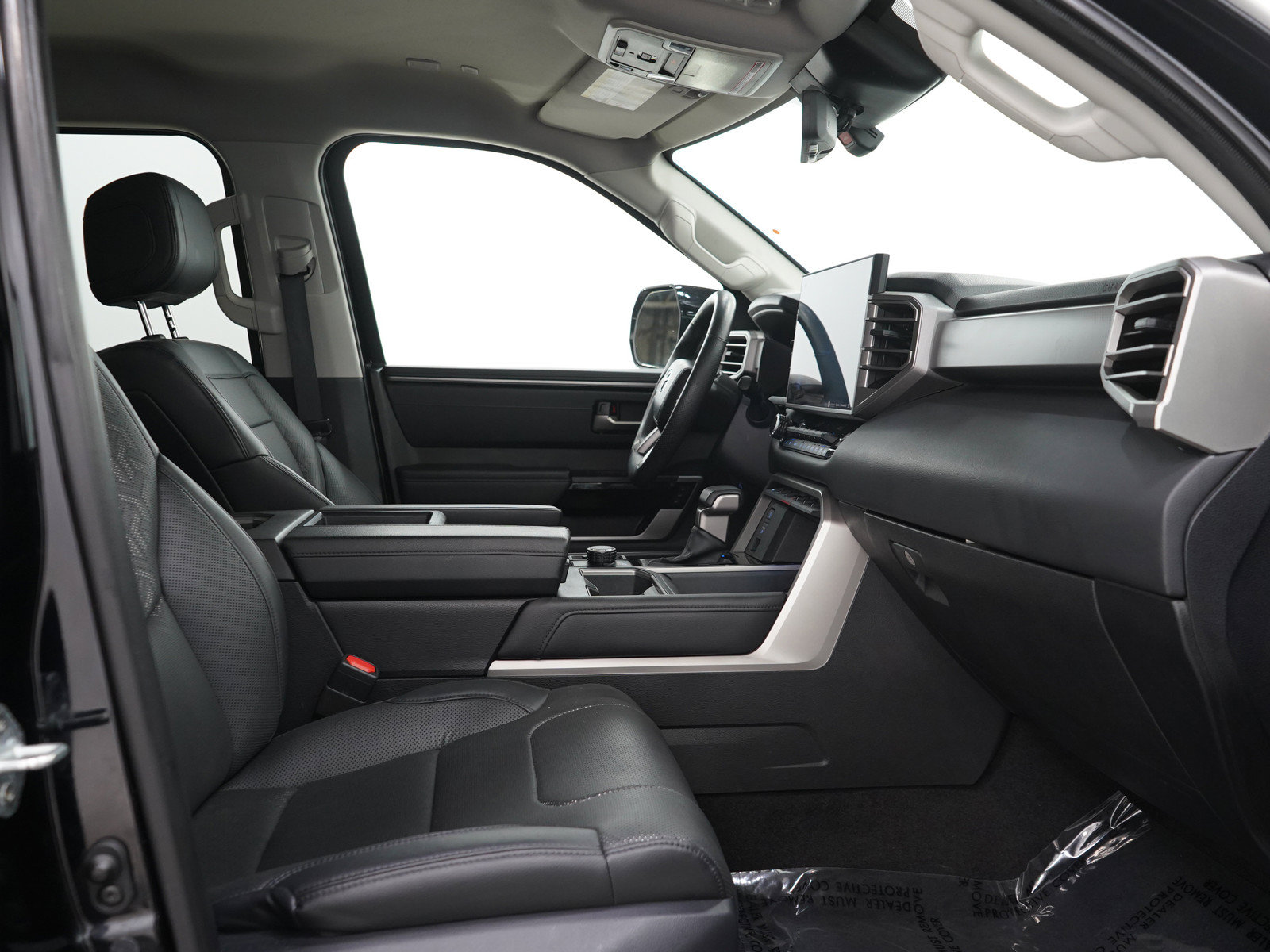 Used 2023 Toyota Tundra Limited AWD/4WD image 11