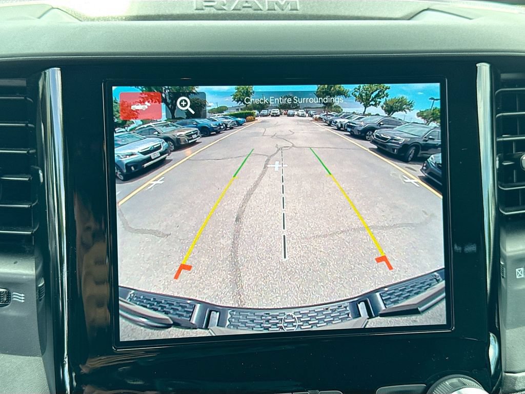 Used 2025 RAM 1500 Warlock AWD/4WD image 14