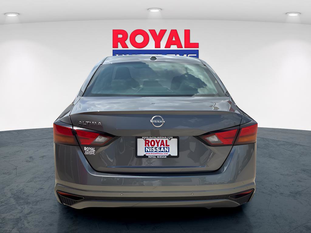 Used 2025 Nissan Altima 2.5 S image 6