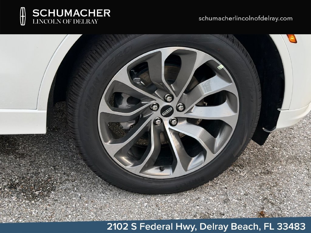 New 2026 Lincoln Aviator AWD w/ Jet Appearance Package image 9