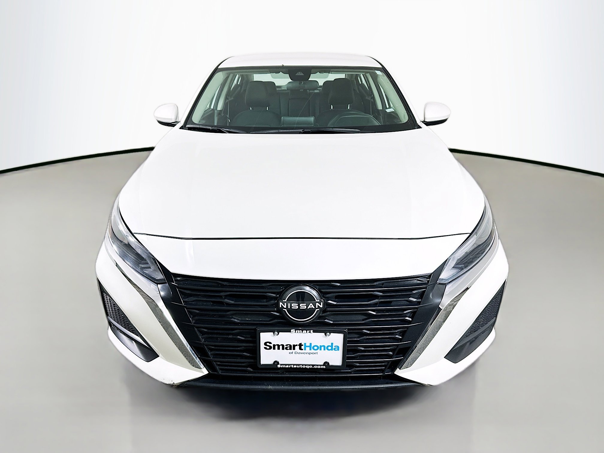 Used 2023 Nissan Altima 2.5 SV image 2