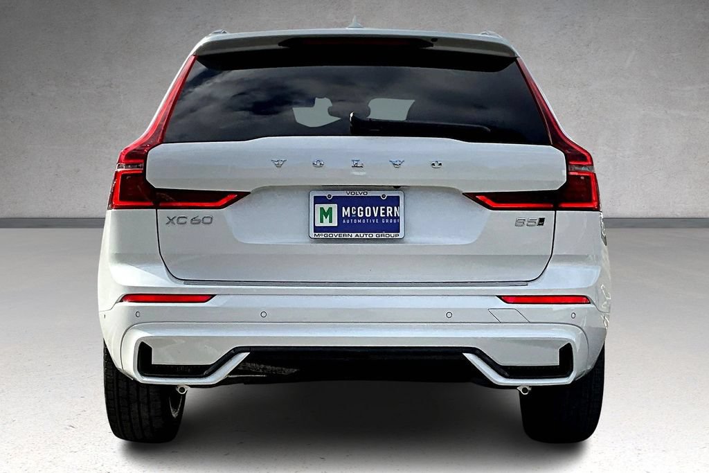 New 2026 Volvo XC60 B5 Plus w/ Protection Package Premier AWD/4WD image 4