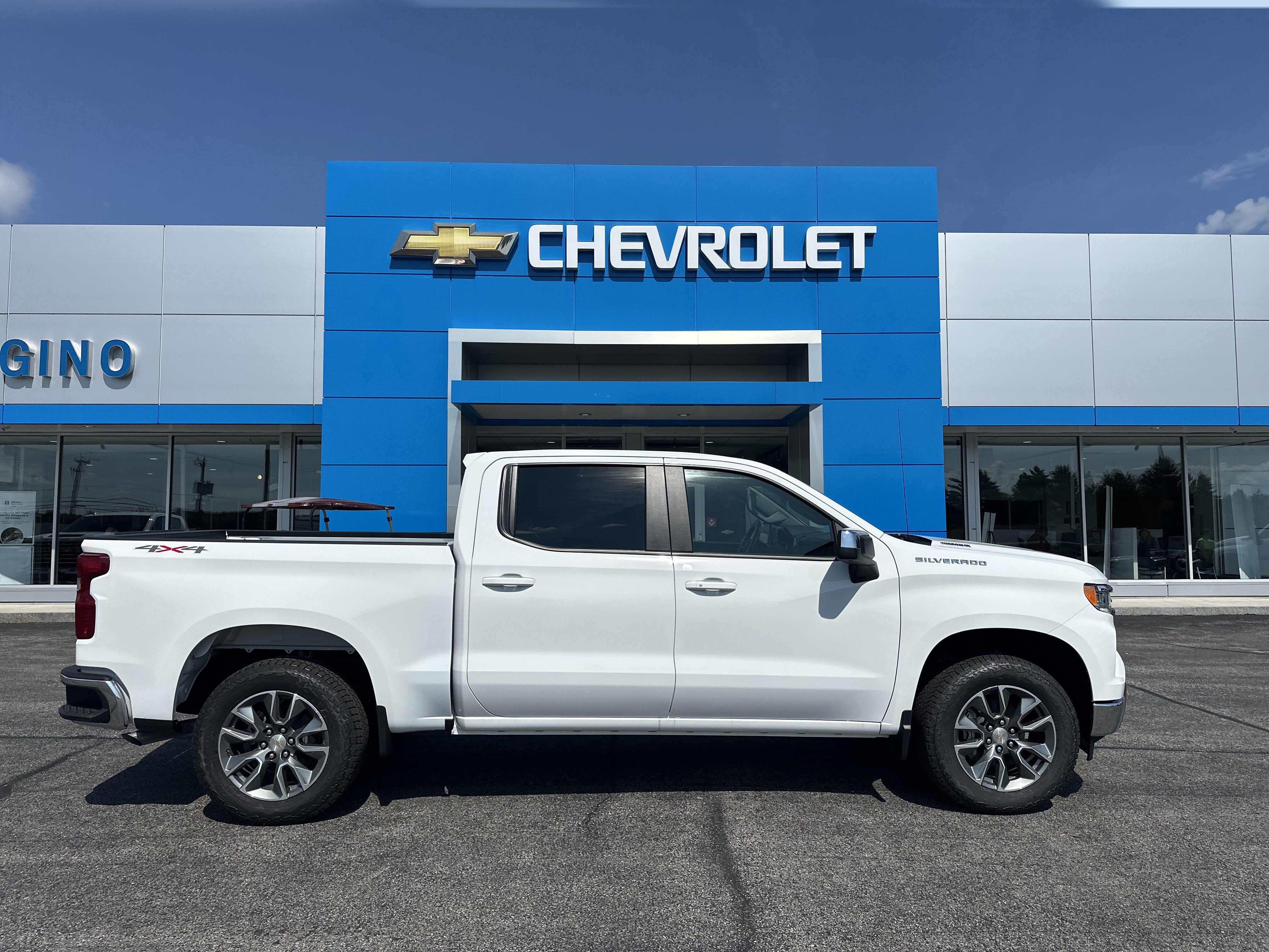 New 2026 Chevrolet Silverado 1500 LT AWD/4WD video 1