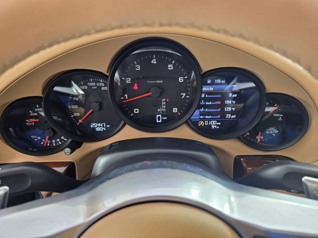 Used 2017 Porsche 911 Carrera RWD image 18