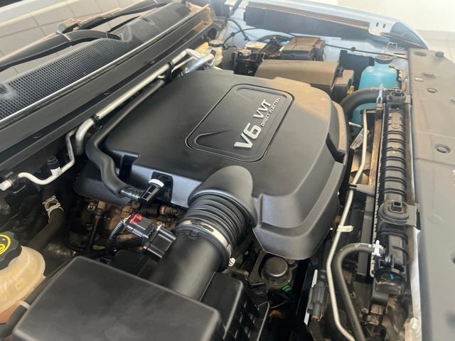 Used 2016 GMC Canyon SLT AWD/4WD image 32