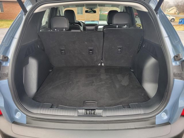 Used 2025 Ford Escape Platinum AWD/4WD image 28