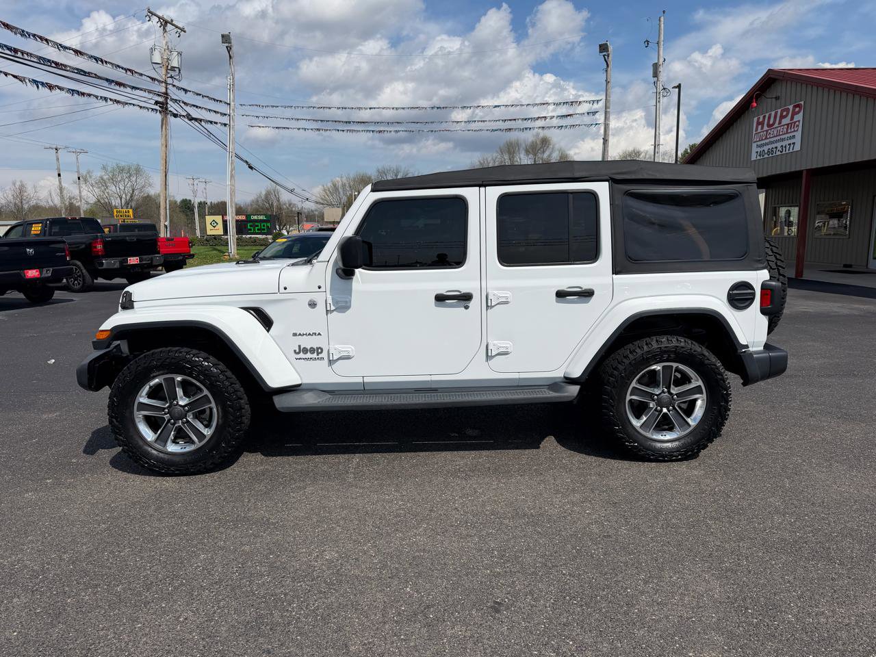 Used 2018 Jeep Wrangler Unlimited Sahara image 20