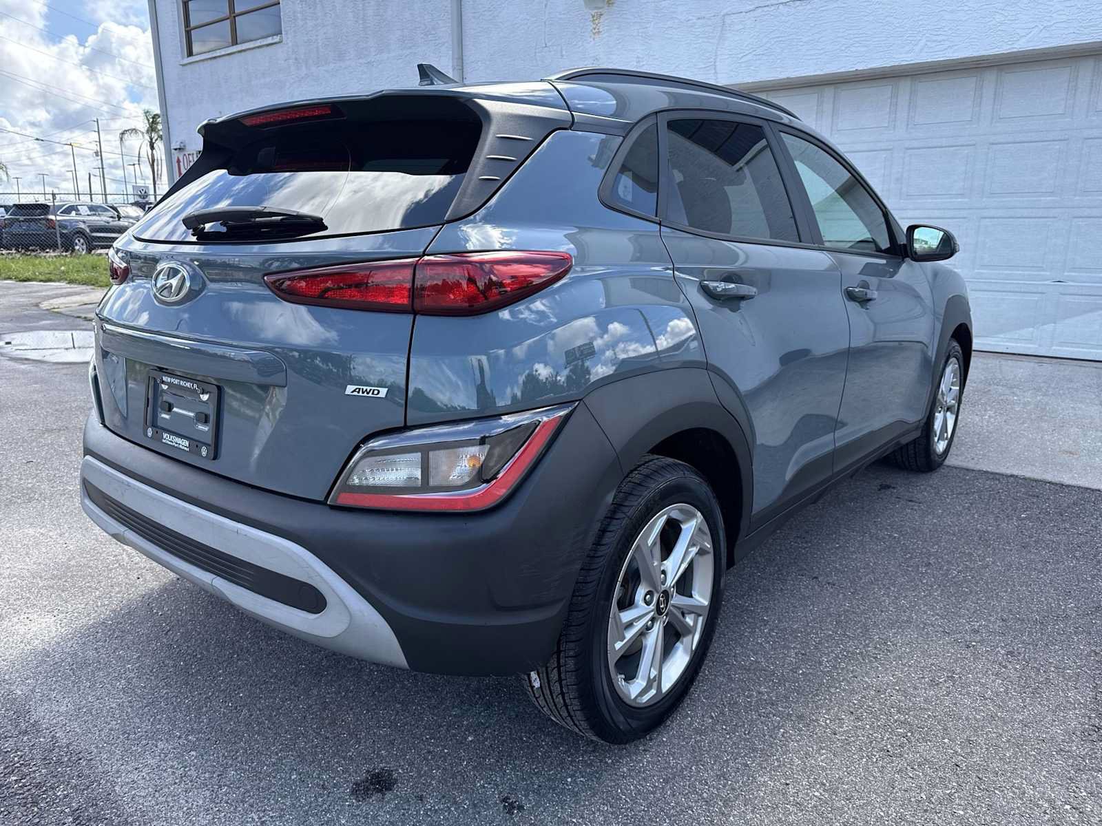 Used 2022 Hyundai Kona SEL w/ Cargo Package AWD/4WD image 6