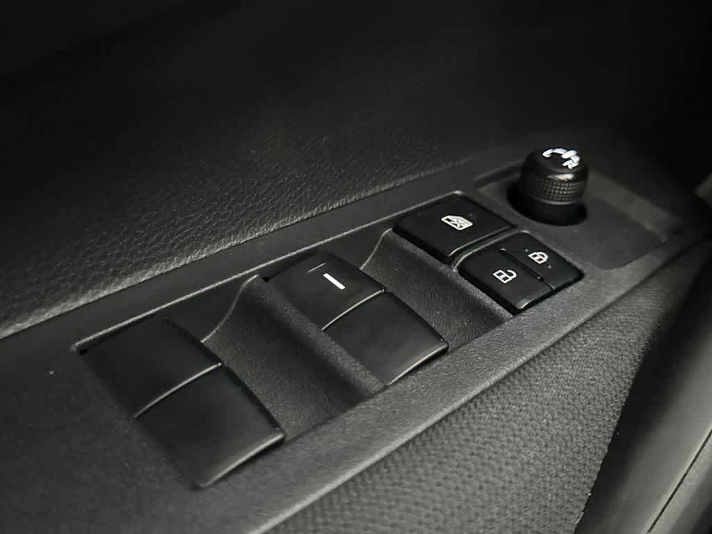 Used 2023 Toyota Corolla LE FWD image 17