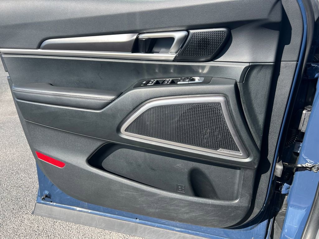 Used 2025 Kia Telluride S image 22