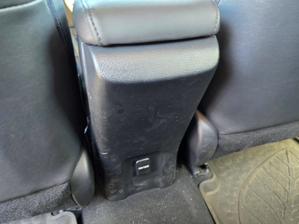 Used 2018 Toyota Prius Prime Advanced FWD image 11