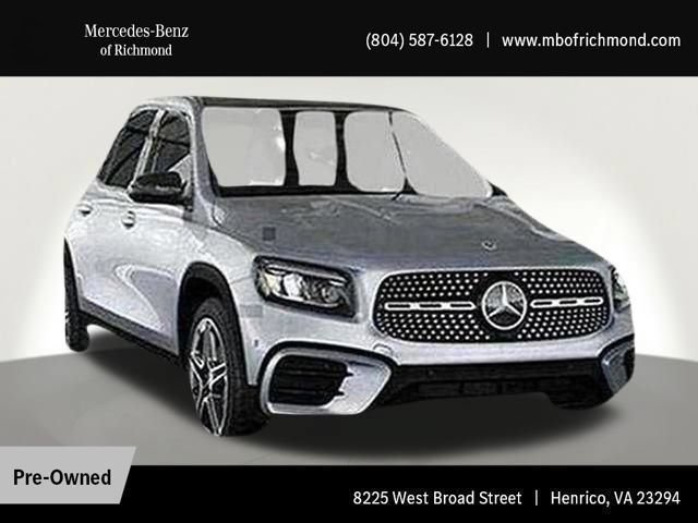 Used 2025 Mercedes-Benz GLB 250 4MATIC image 9