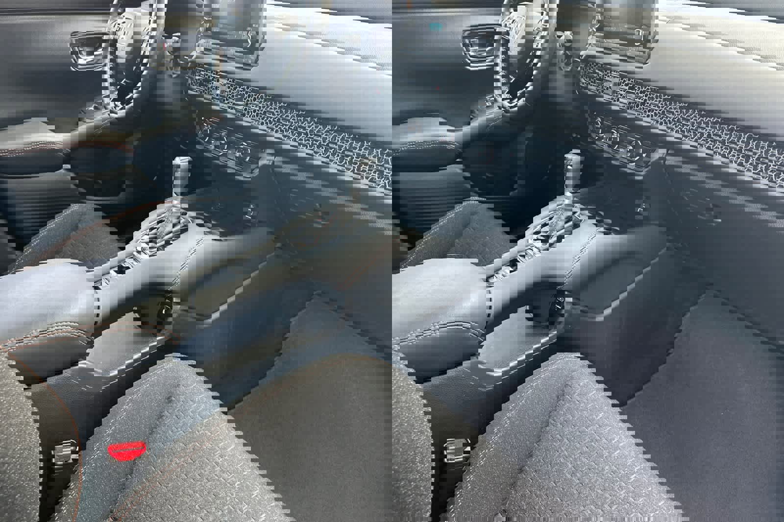 Certified 2023 Honda HR-V Sport image 17