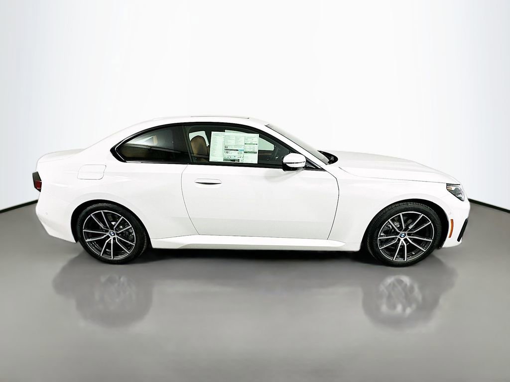 Used 2026 BMW 230i 230i w/ Convenience Package image 4