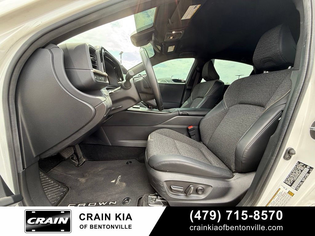 Used 2023 Toyota Crown AWD/4WD image 20
