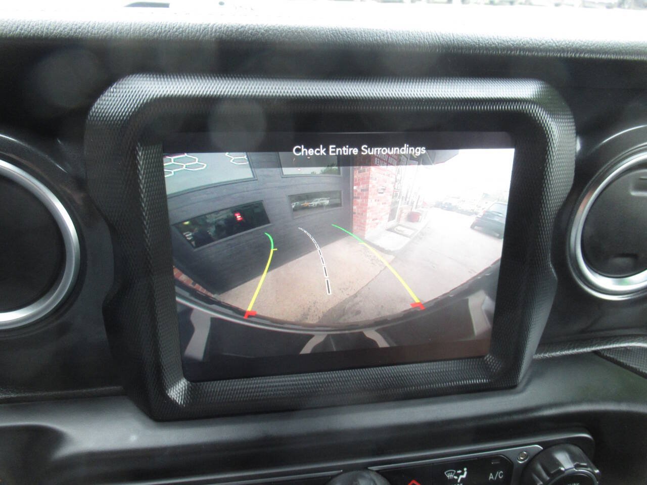 Used 2023 Jeep Wrangler Unlimited Rubicon 392 AWD/4WD image 39