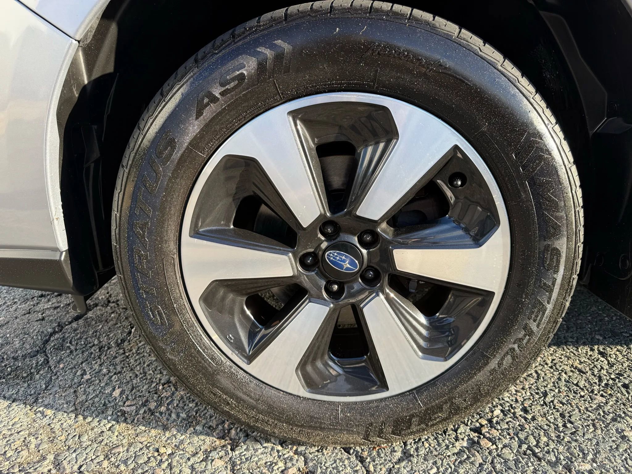 Used 2017 Subaru Forester 2.5i Premium w/ All-Weather Package image 12