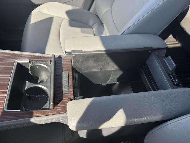 Used 2021 Toyota Sienna XLE FWD image 36