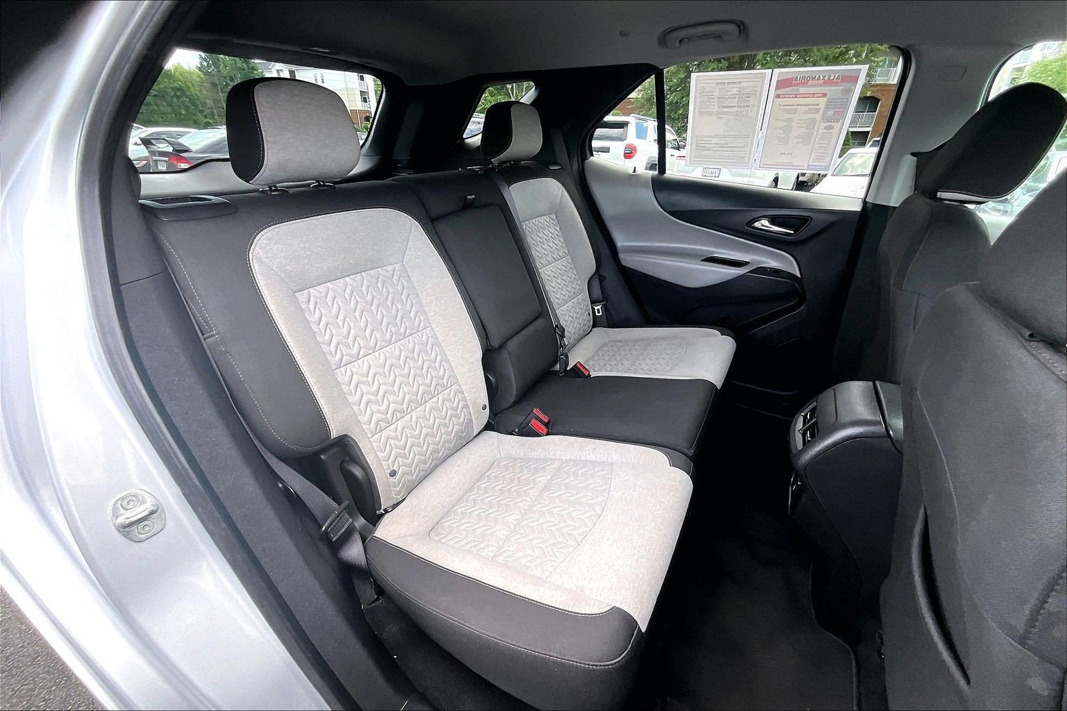Used 2022 Chevrolet Equinox LT FWD image 25