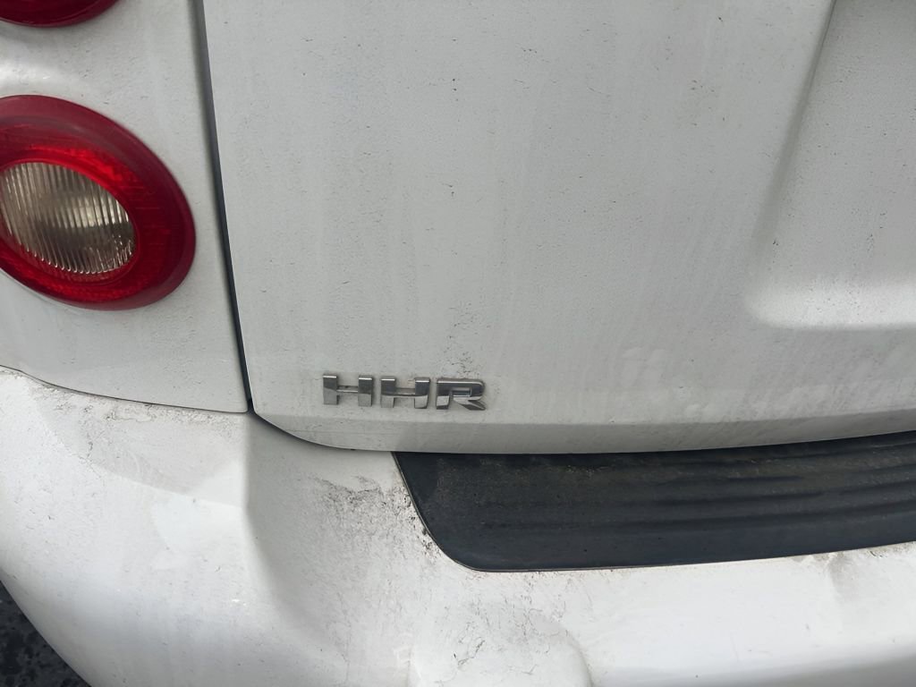 Used 2010 Chevrolet HHR LT image 13