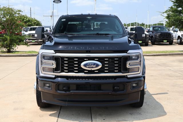 Used 2026 Ford F450 Platinum w/ Camper Package AWD/4WD image 2