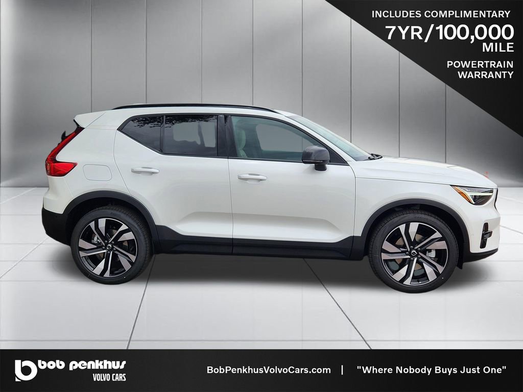 New 2026 Volvo XC40 B5 Ultra w/ Climate Package AWD/4WD image 24