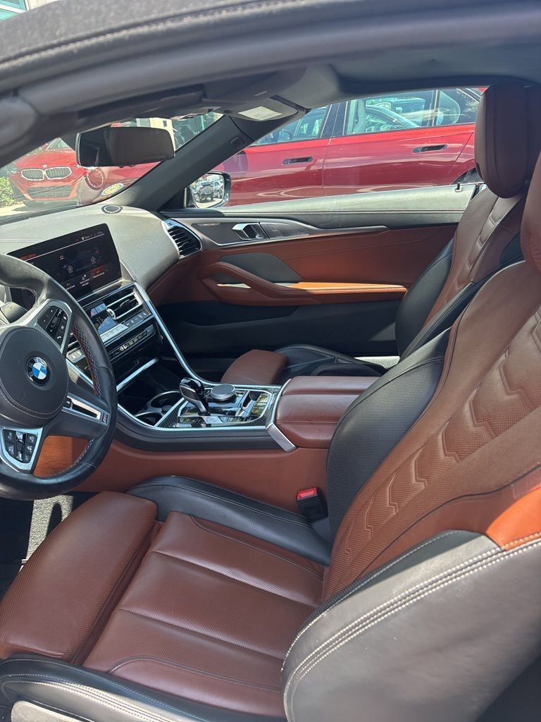 Used 2023 BMW M850i xDrive Convertible image 2